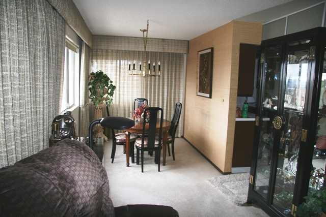 1002  W 7th Ave - Photo 3
