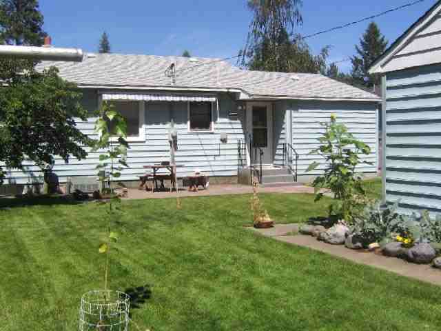 1028  E 37th Ave - Photo 8