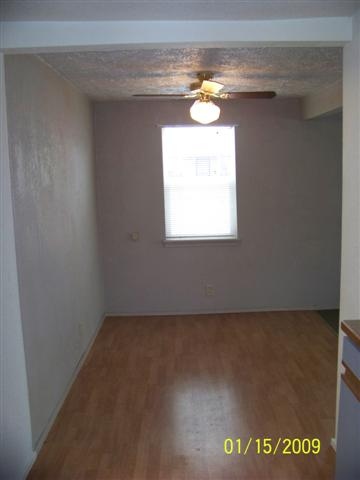504  E Longfellow Ave - Photo 3