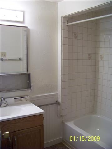 504  E Longfellow Ave - Photo 7