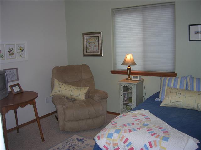 622  E Golden Court - Photo 6
