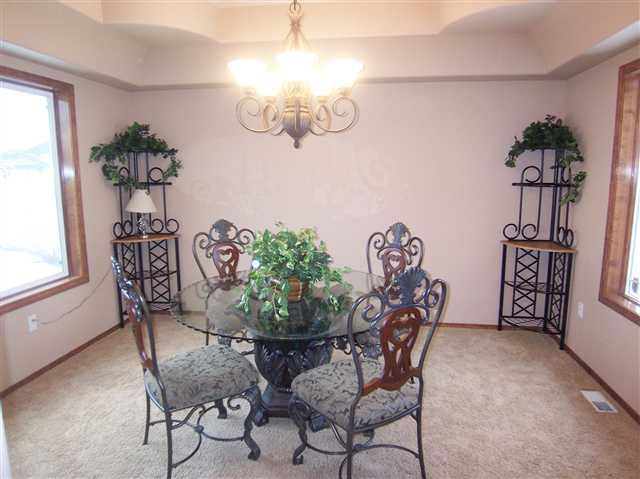 2120  W Kamayley Ct - Photo 4