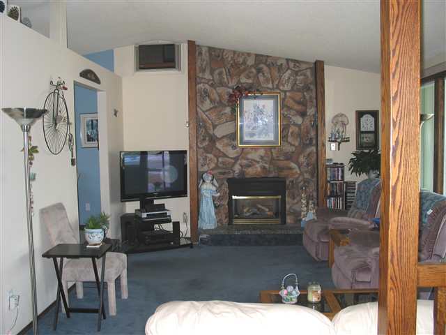 1305  S SAINT CHARLES Rd - Photo 5