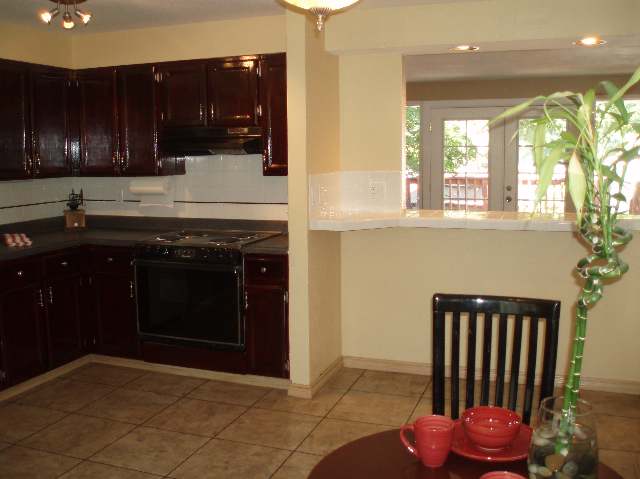 3627  E 35 - Photo 4