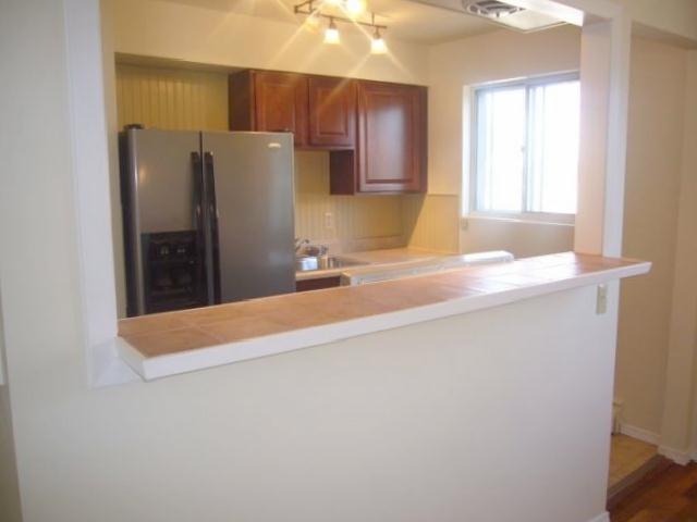 1604  W 8th Ave - Photo 3