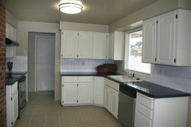 11718 N Wall Ct - Photo 2
