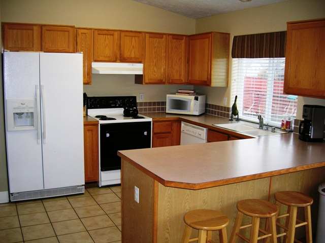 1107  N Madson St - Photo 3