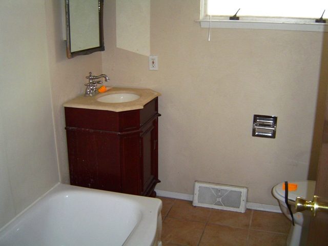3515  E 16th Ave - Photo 6