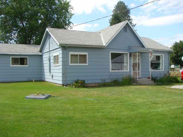 615 N ARNIM St - Photo 1