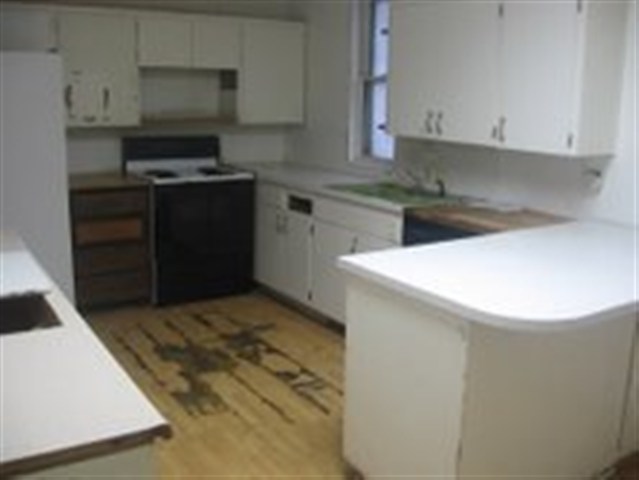 1834  W GARDNER Ave - Photo 3