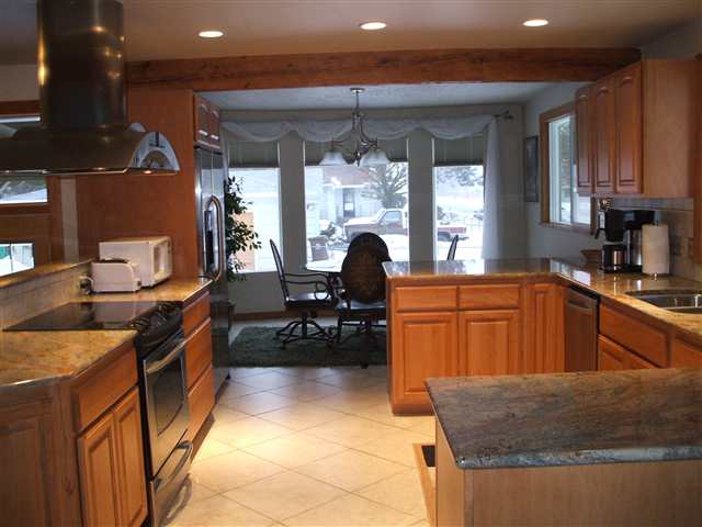 1304  W COLUMBIA - Photo 3