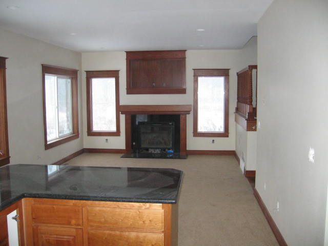 1514  W VICTORIA Ln - Photo 4