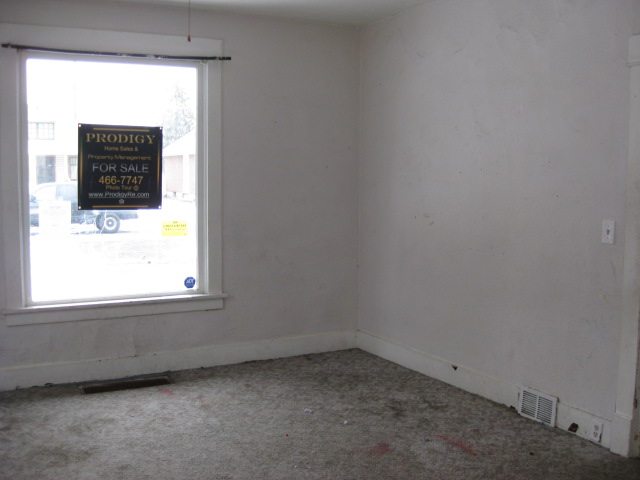 1019  W CARLISLE - Photo 5