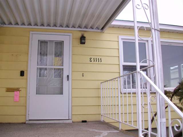 1111  E WALTON - Photo 8