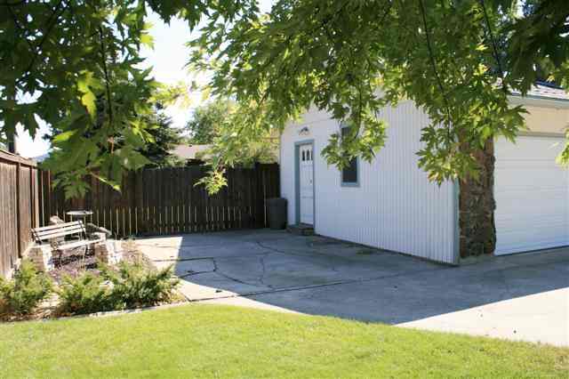 5705  S Pittsburg St - Photo 9