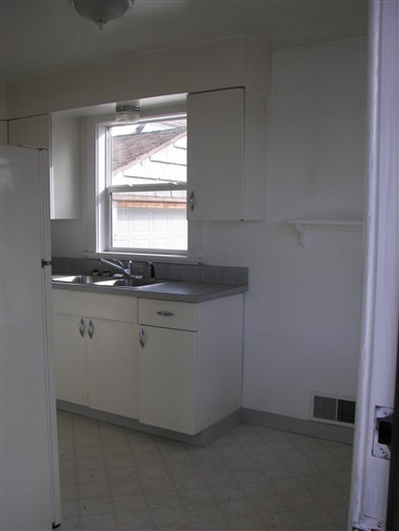 1429  W SPOFFORD - Photo 8