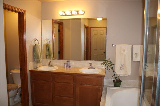 14306  E Crown Ave - Photo 8
