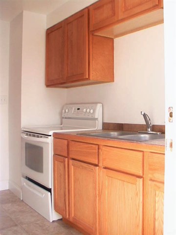 6103  N A St - Photo 3