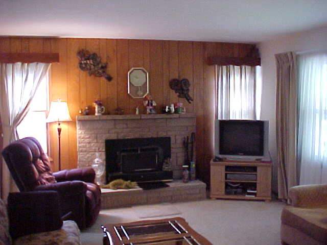 518  E FIRST St - Photo 6