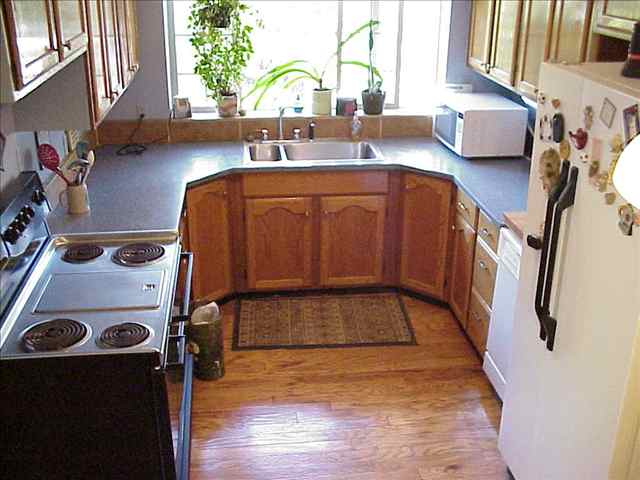 704 Clover Ct - Photo 5