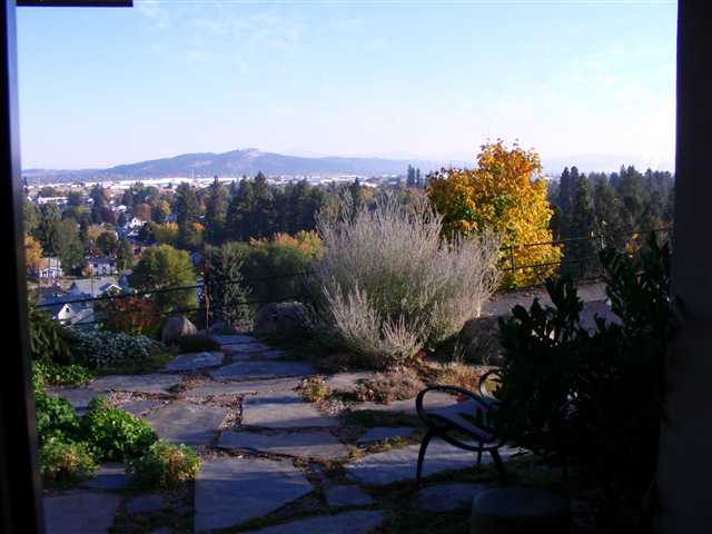 2428  E 9th Ave - Photo 4