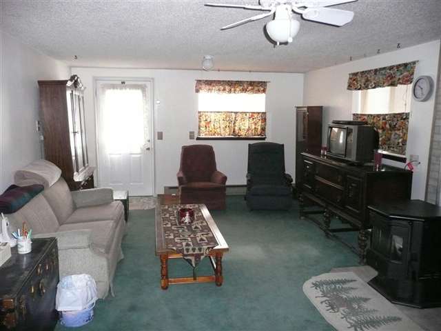 1417 4th - Photo 3