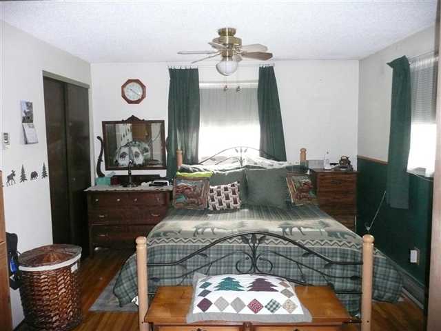 1417 4th - Photo 4