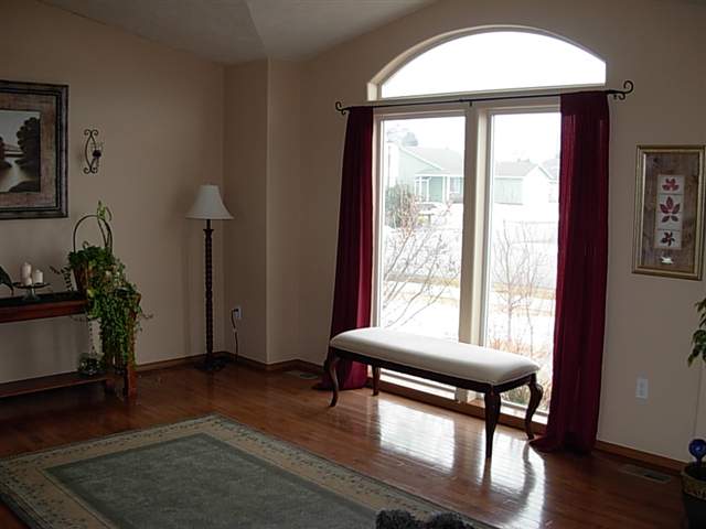 1704  N McMillan Ln - Photo 3