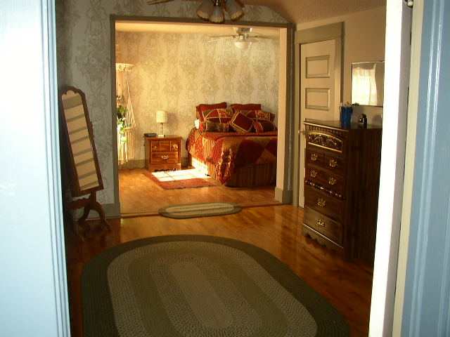 246 W Cleveland Ave - Photo 3