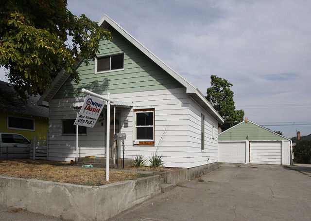 1633 E Wellesley Ave - Photo 2