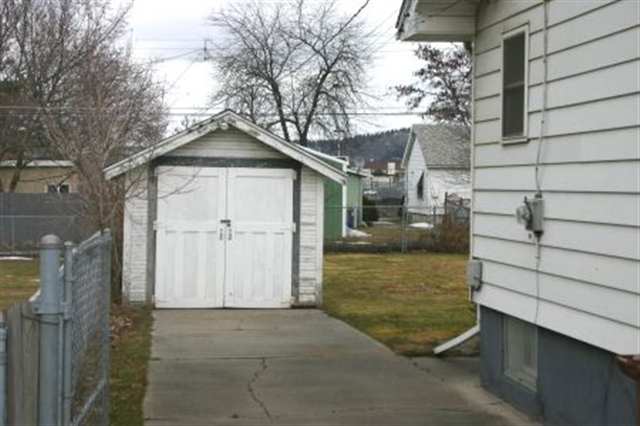 4111  E 2nd - Photo 7