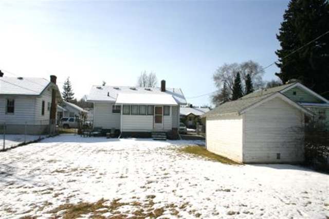 4111  E 2nd - Photo 8