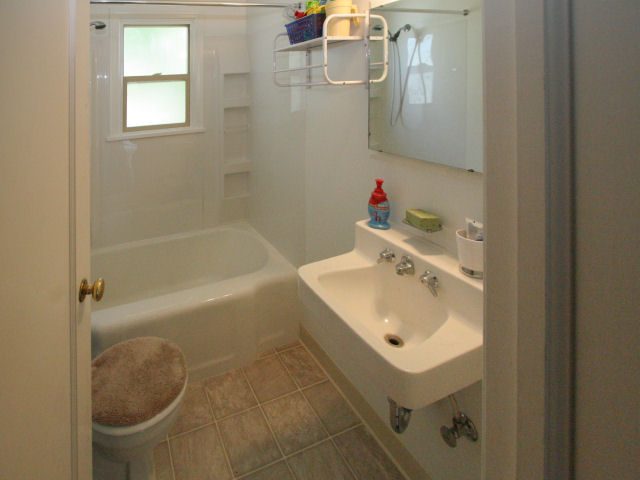 1015  E 34th Ave - Photo 7