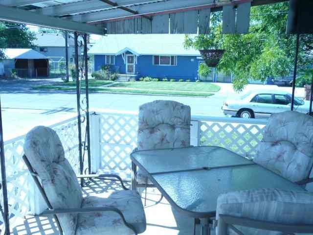 2222  N Normandie - Photo 8