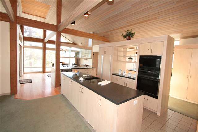 1923  E ESTATES - Photo 4