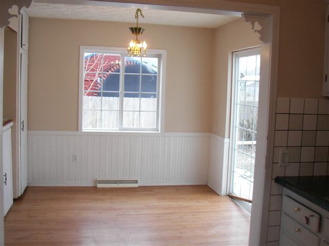 4612  N WARREN Rd - Photo 3
