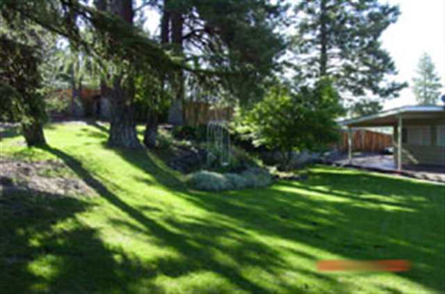 2606  W Woodside Ave - Photo 9