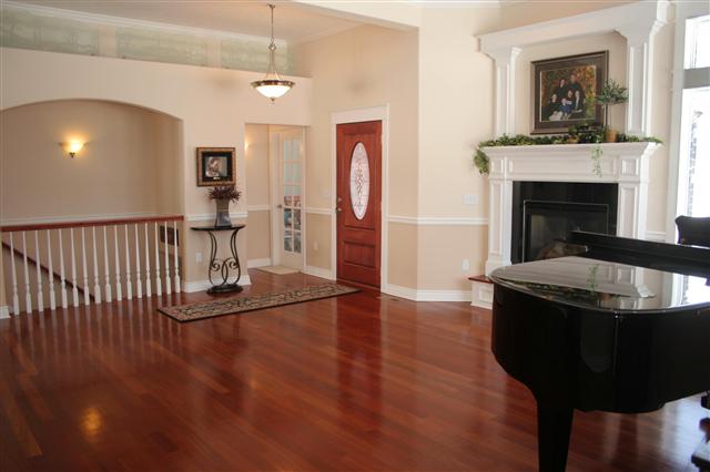 13518  E Peone Valley Ln - Photo 3