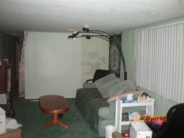 4918  E 8th Ave - Photo 3