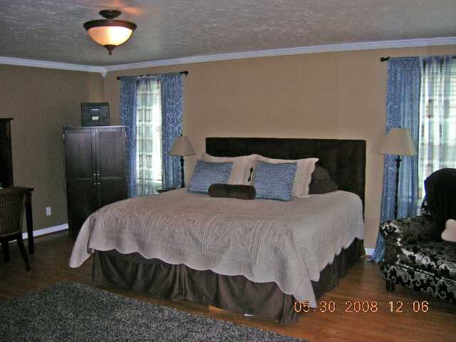 716  S Lake Dr - Photo 4