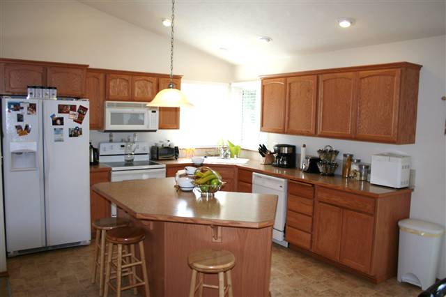 1221  N PIERCE Rd - Photo 3