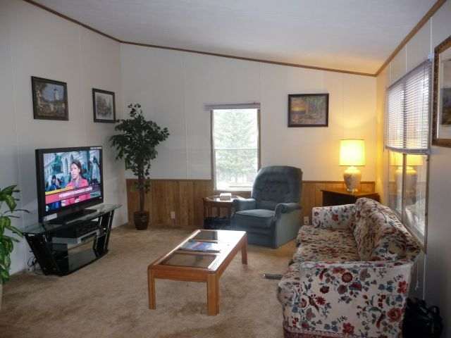 1504  S Milton St - Photo 3