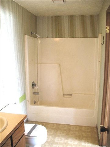 411 Clay St - Photo 4