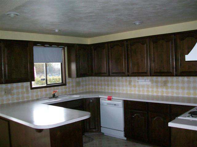 328 W Alderwood Ave - Photo 2