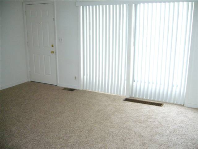 5702  N A St - Photo 3