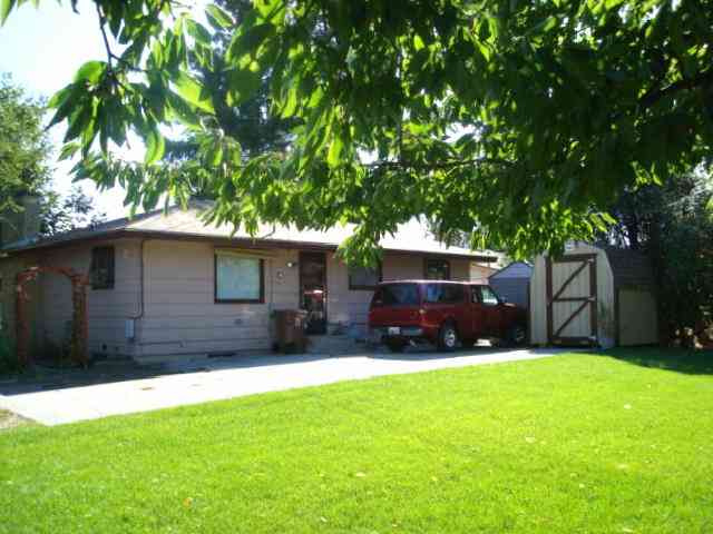 2823  N Lacey St - Photo 9