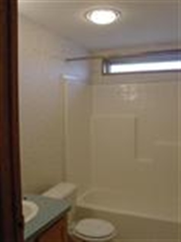 7303  N Crestline St #19 - Photo 6