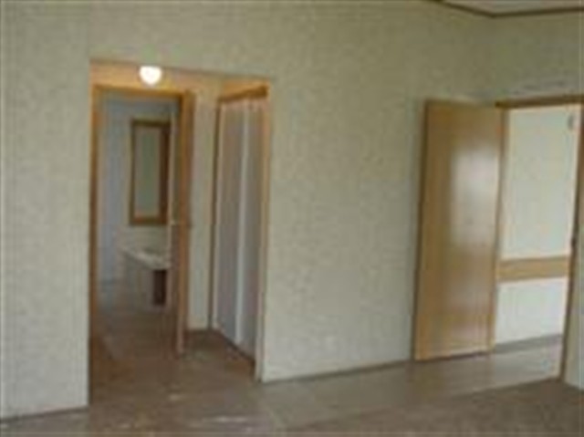 7303  N Crestline St #19 - Photo 8