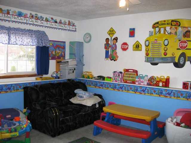 10921  E 8th Ave - Photo 8