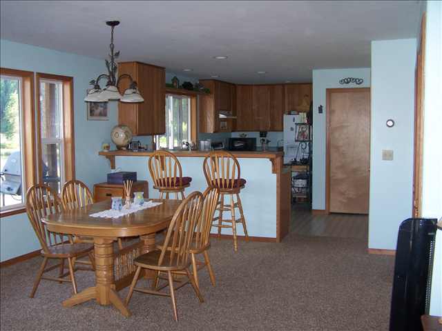 587 White Lake Way - Photo 4